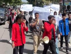 Mahasiswa di Jombang Tolak Rencana Kenaikan PPN 12 Persen ke DPRD Jombang