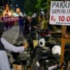 Pengunjung Geram, Parkir Sepeda Listrik Dipatok Rp10 Ribu Saat Nonton Parade Musik Tong Tong Sumenep